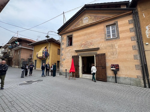 Rivara, il Teatro Comunale intitolato a Caterina “Rina” Bertot: una vita dedicata alla cultura e alla comunità