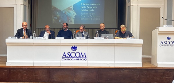 Imprese torinesi a confronto sul valore della proprietà intellettuale: presentato lo Sportello gratuito Ascom–Praxi