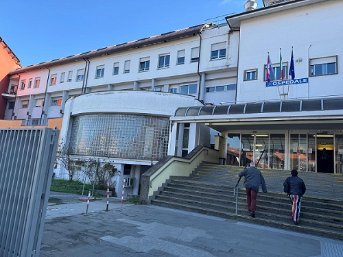 Pronto soccorso di Ciriè, infermiere aggredito da un paziente. Il sindacato Nursind: “Dove sono i vigilantes?”