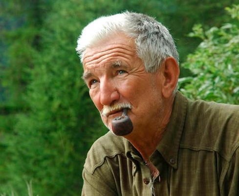 Balme piange la scomparsa di Paolo Henry, custode della tradizione delle guide alpine. Aveva 87 anni