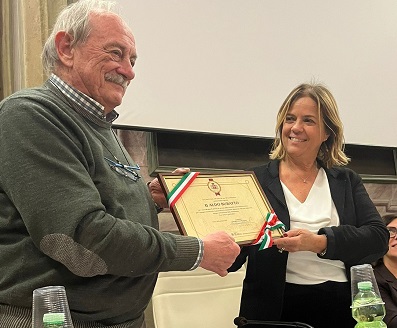 Ciriè rende omaggio ad Aldo Buratto: mezzo secolo di impegno al servizio della città e delle istituzioni