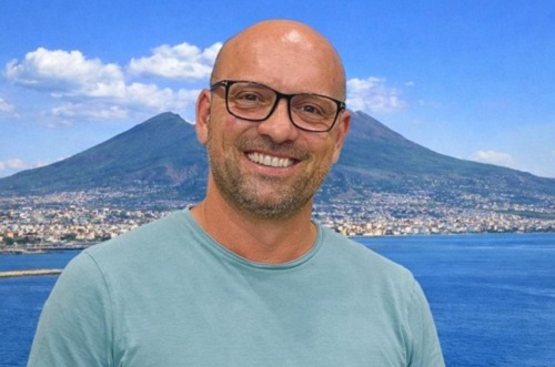 Chivasso, Torrazza e Canavese in lutto: addio a Beppe D’Esposito, morto nel sonno a soli 45 anni