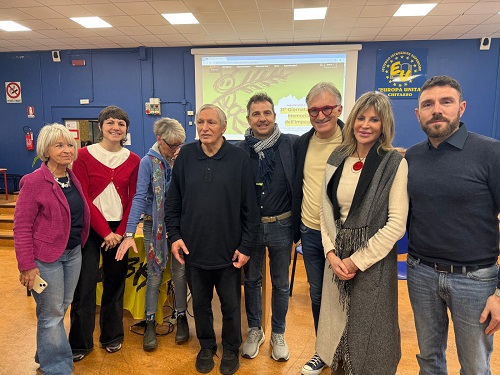 Chivasso, studenti e istituzioni incontrano don Luigi Ciotti: una mattinata dedicata alla legalità