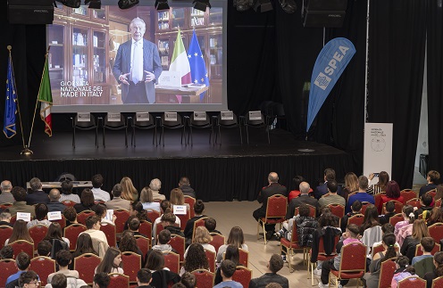 Volpiano, la SPEA porta scuola e industria a confronto: “Il futuro del Made in Italy passa dai giovani”