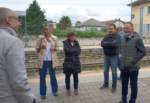 Volpiano, sopralluogo dell’assessore Vignale alla stazione: «Può diventare una risorsa per il territorio»
