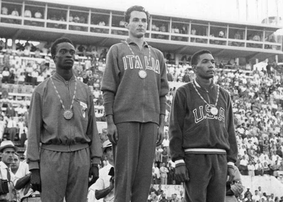 Torino, il commosso addio a Livio Berruti, l’atleta che, nel 1960 fece volare l’Italia alle Olimpiadi di Roma