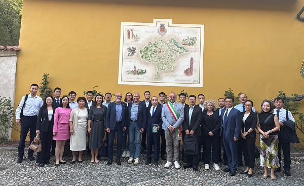 CANAVESE – Una delegazione cinese nelle aziende del territorio: focus su energia, innovazione e sviluppo sostenibile