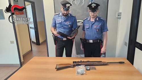 CANAVESE – Minaccia di uccidere l’ex compagna e la colpisce con un pugno: 37enne arrestato