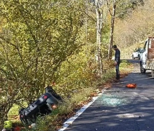 Ronco Canavese, auto del Parco precipita in un dirupo: guardiaparco estratto dalle lamiere e portato al CTO